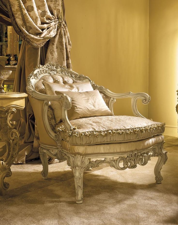 Dura Italian Classic Style Bedroom Set