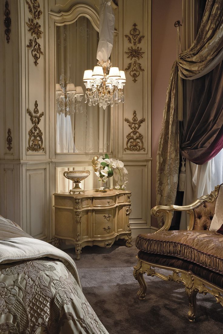 Dura Italian Classic Style Bedroom Set