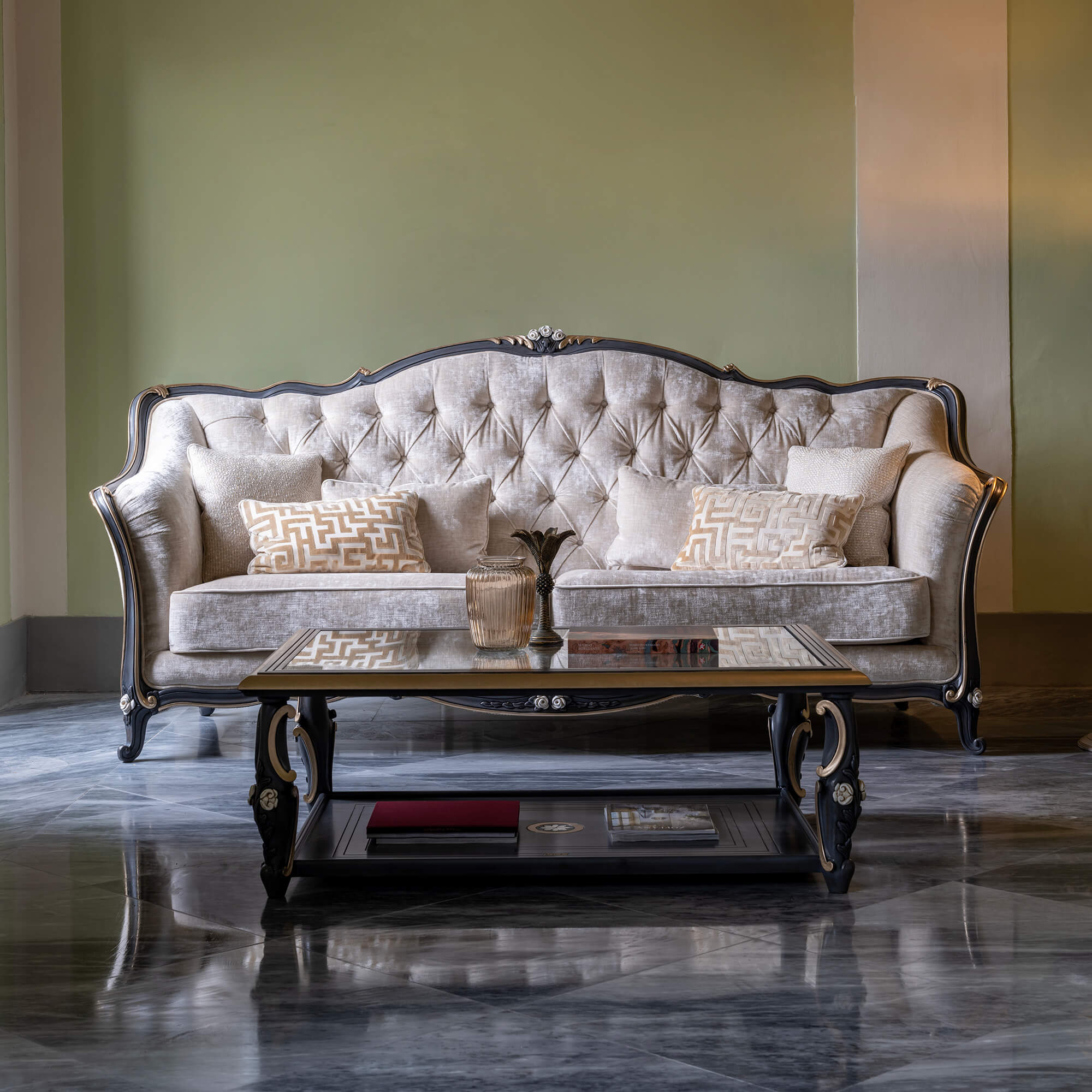 Luxury Handcrafted Wood Carving European Design Sofa Set